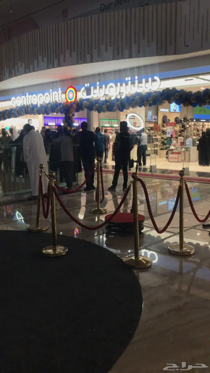 جهاز فوتوبوث 360 للايجار بدا الحجز لليوم الوطني 3