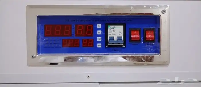 فقاسة من الحور المتقدمة تشيل 2112بيضة شبه جديده تفقيس مرتين 6