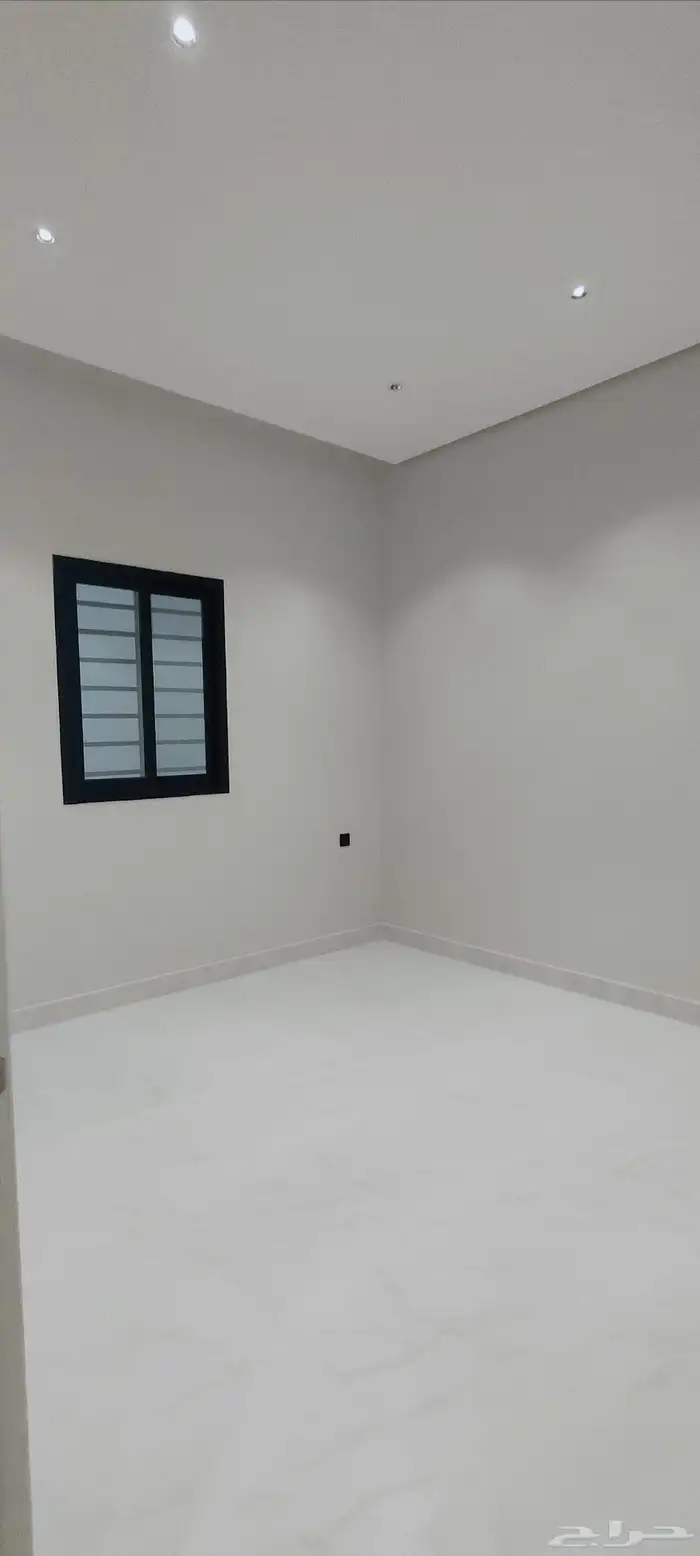 للبيع شقق ارضية وعلويه حوش واسع بايكة سيارة 14
