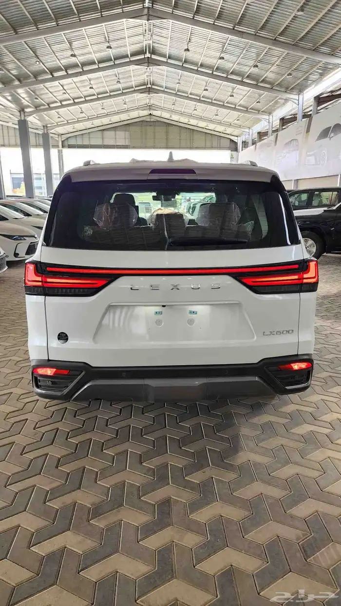 لكزس LX600 BB سعودي ابيض دخليه اف وايت 2025 ( بطاقه جمركيه ) 13