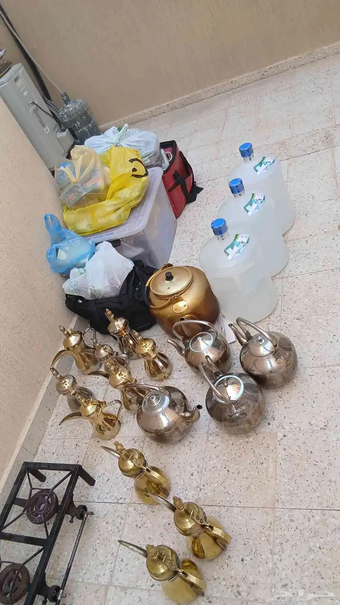 معاك القهوجي ابو حبيبه عندي صبابين وقهوجين دي جي سماعات طاول 3