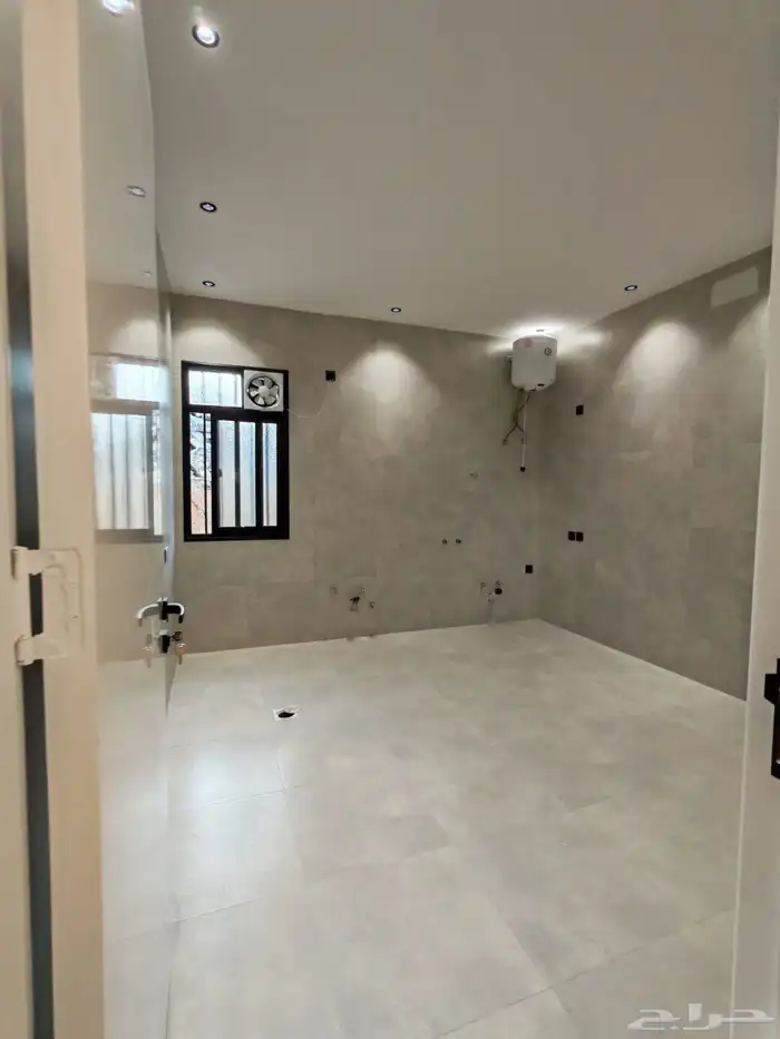 للبيع شقق علويه vip مدينه ابها بالقرب من حديقه المليون 11