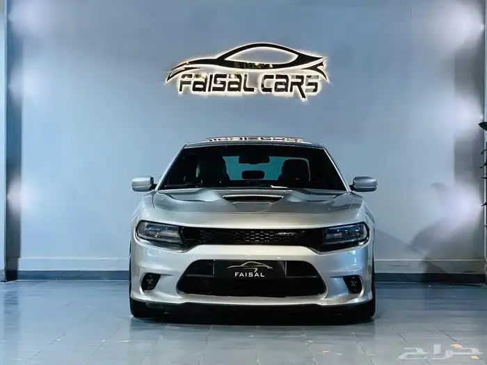 تشارجر 2017 RT V8 نظيف وبحاله ممتازه 5