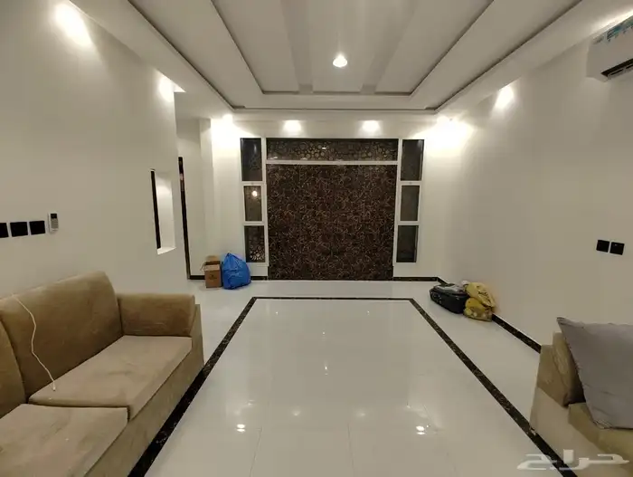 للبيع فيلا دوبلكس حي طويق 3