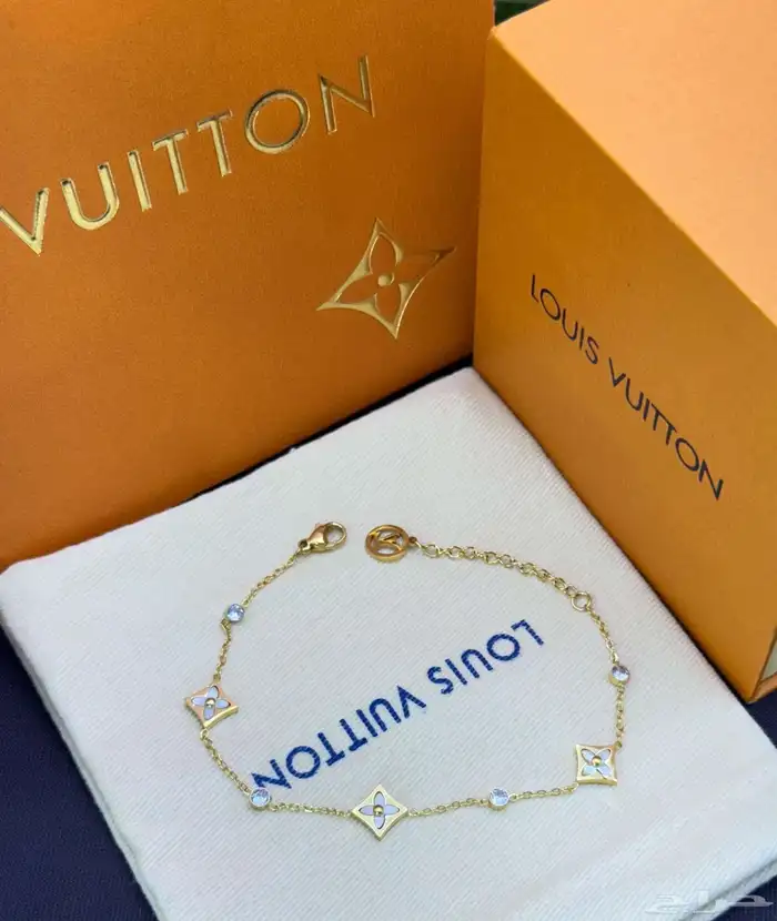 اطقم ماركات متنوعة سلسال واساور نسائية 32