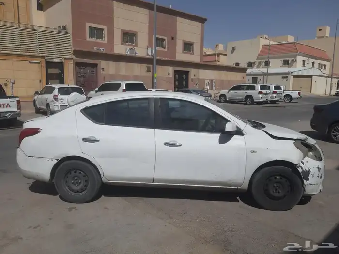 نيسان صني 2014 اتماتيك بنزين عداد 177الف 5
