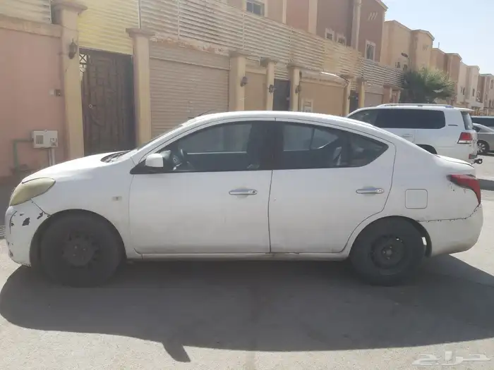 نيسان صني 2014 اتماتيك بنزين عداد 177الف 7