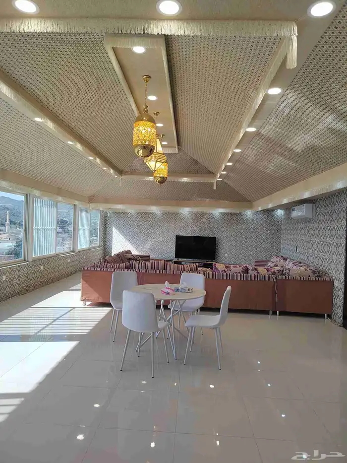 عمارة تجارية للبيع ببلجرشي 29