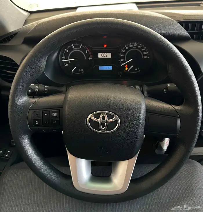 تويوتا هايلكس غمارتين ديزل بدون دبل - toyota hilux diesel 9