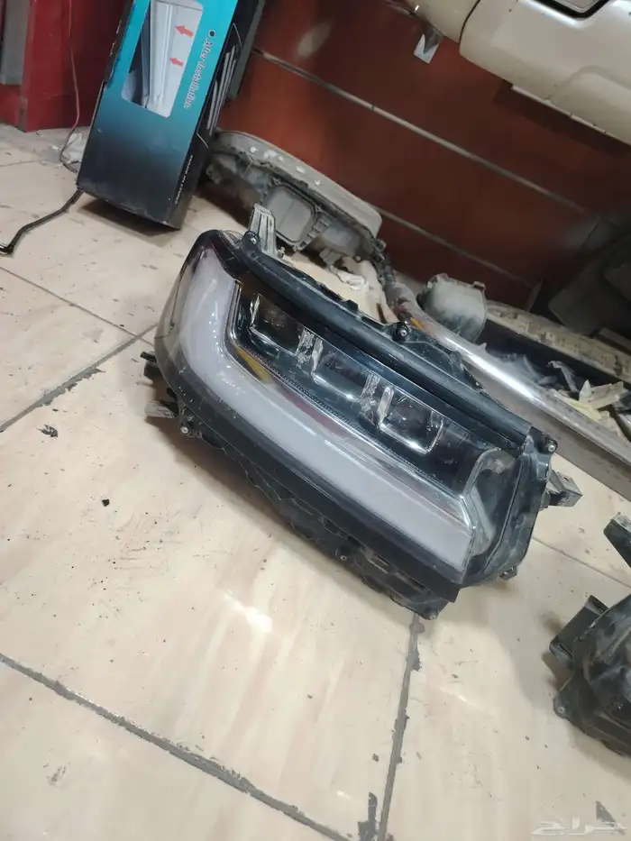 شمعات لاندكروزر 23 مستخدم نظيف 6