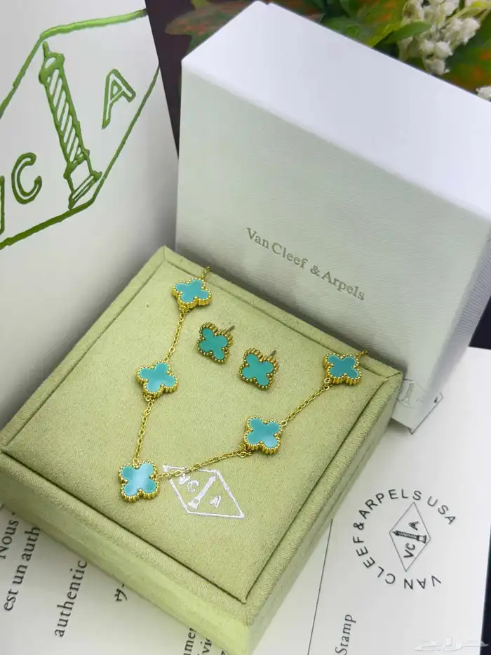 اطقم ماركات متنوعة سلسال واساور نسائية 12