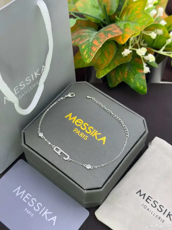 اطقم ماركات متنوعة سلسال واساور نسائية 26