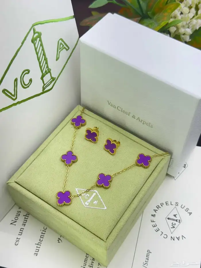 اطقم ماركات متنوعة سلسال واساور نسائية 10