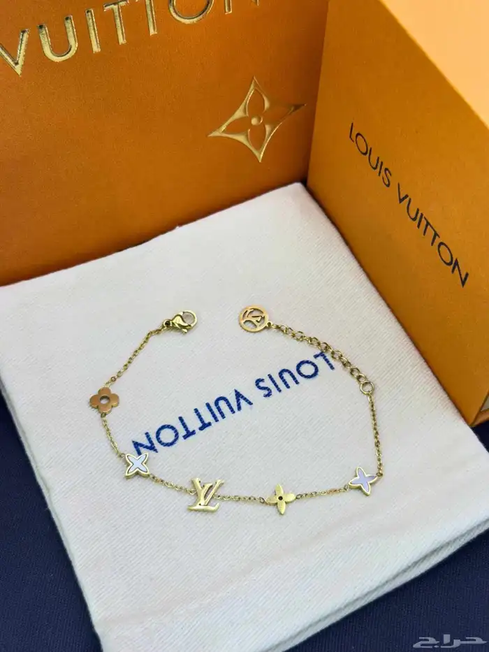 اطقم ماركات متنوعة سلسال واساور نسائية 20