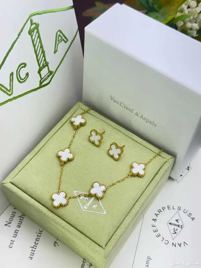 اطقم ماركات متنوعة سلسال واساور نسائية 2