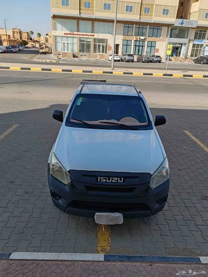 سياره ايسوزو موديل 2019 3
