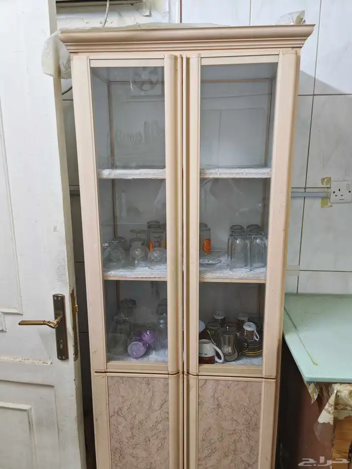 5 مكيفات جنرال و دولاب وغرفة نوم ومطبخ واغراض أخرى 1