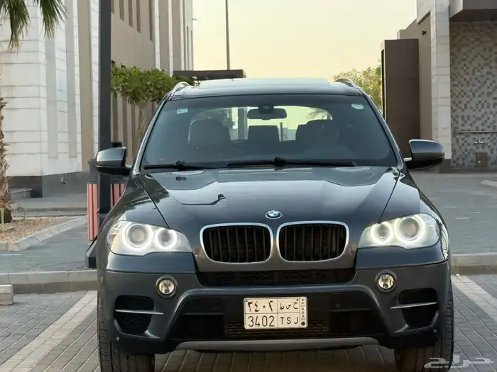 بي ام دبليو X5 4