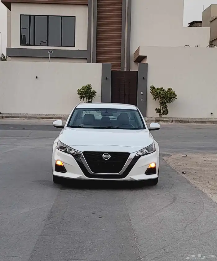 نيسان التيما مديل 2020 استاندر 0