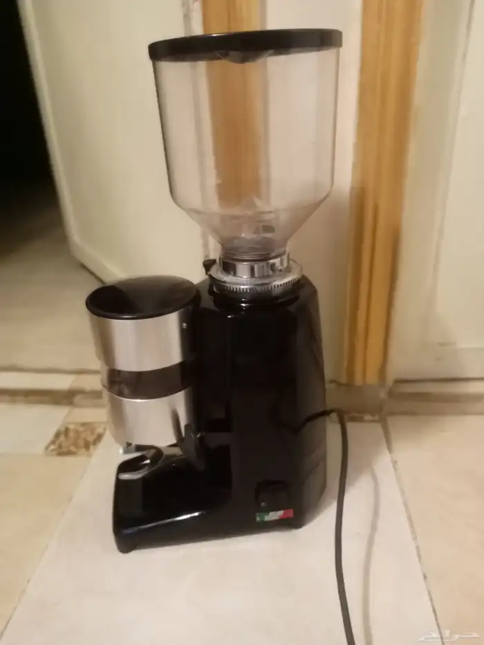 مطحنة قهوة ايطالي بتحكم ديجيتال 4 7