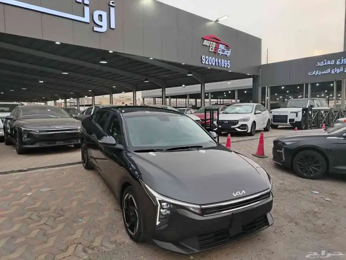 كيا K4 نص فل GLS 2000ccموديل 2026 18