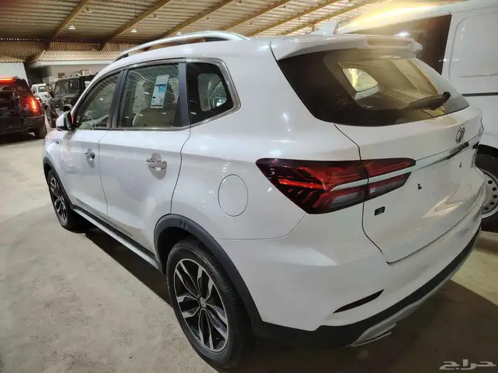 ام جي RX 5 موديل 2020 جديد اصفار 3