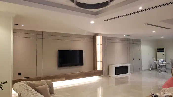 ديكور شاشه مع طاوله تلفزيون مع الاناره مع بديل الشيبورد من ا 1