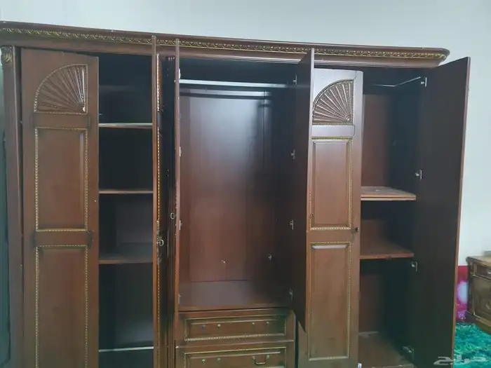 دولاب 6 باب خشب قوي مره نظيف صنعتي السيني 500 2