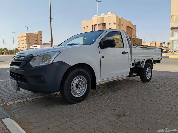 سياره ايسوزو موديل 2019 1