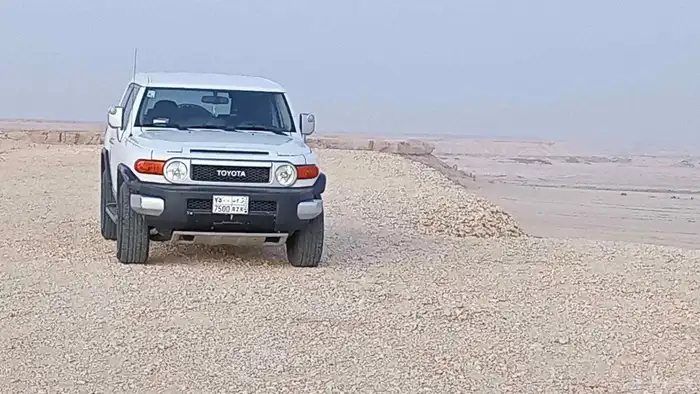 تويوتا اف جي 2010 4