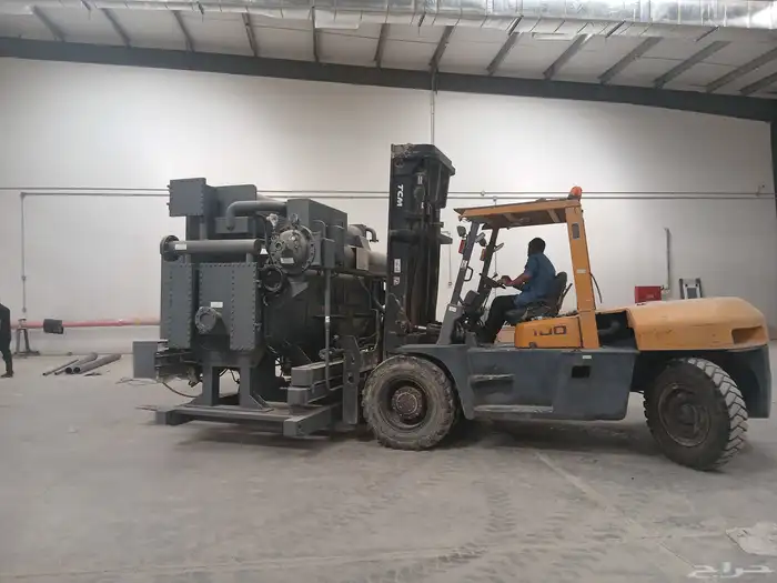 رافعات شوكيه وسيزرات للايجار Forklifts for rent 1