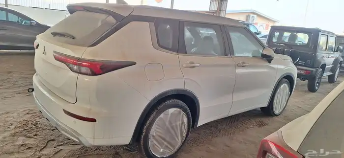مستوبيشي اوتلاندر موديل 2025 فل كامل بطاقه جمركيه 1