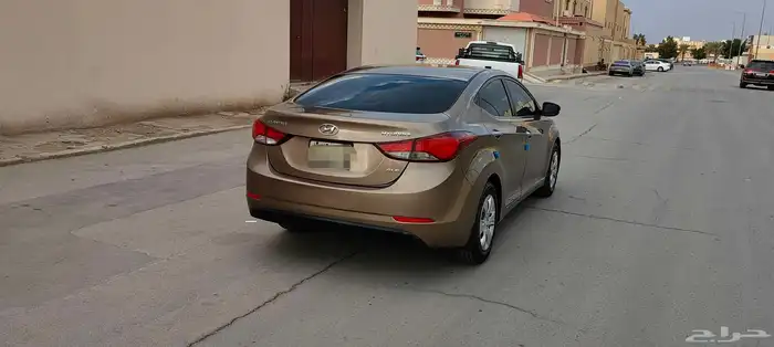هيونداي انترا 2015 3