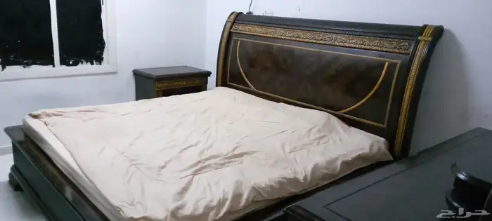 اثاث وغرفة نوم للبيع 8