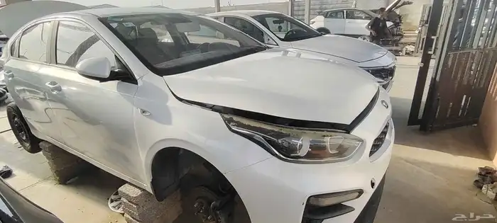 تشليح قطع غيار مستعمل كيا سيراتو موديل  2021_ 2022_2023 3