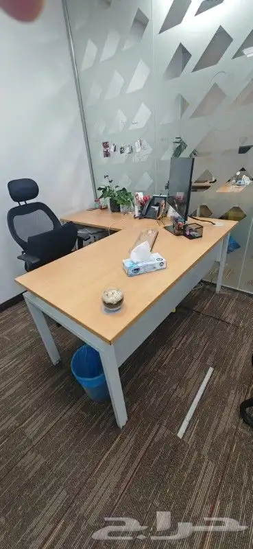 اثاث مكتبي متكامل مكاتب وكراسي وكنبات 9