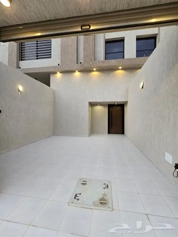 للبيع روف علوي مع ملحق حوش ومدخل سياره تشطيب راقي 730الف 2