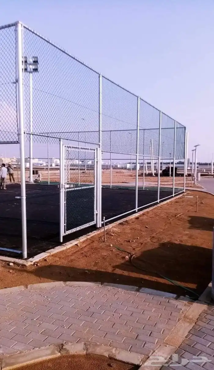 متخصصون في جميع نواع شبوك 7