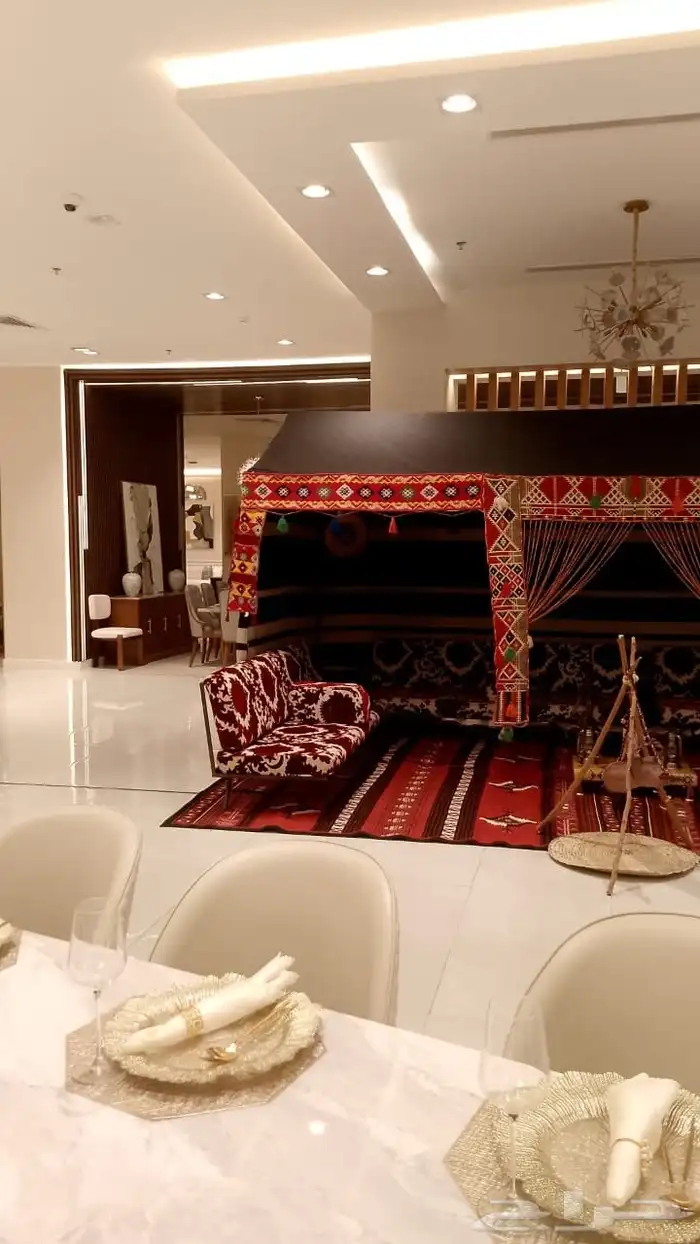 تأجير كنب وكراسي وطاولات وخيام تراثية 4