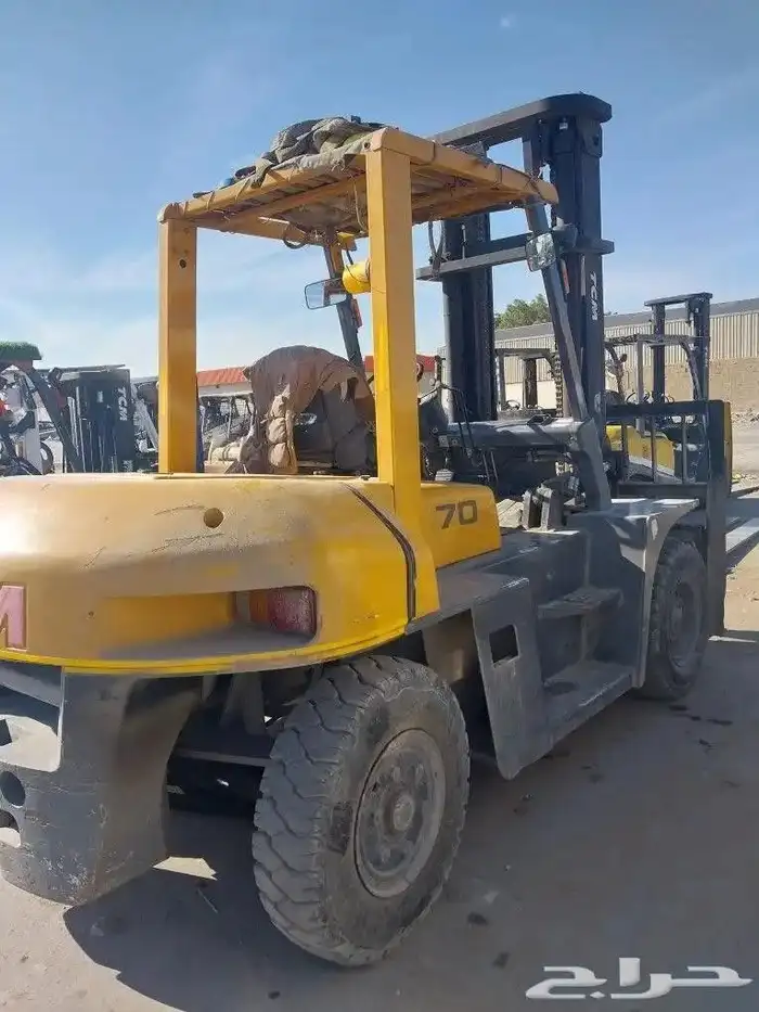ايجار رافعه شوكيه فوركلفت رافعات كرين ونش للايجار 0