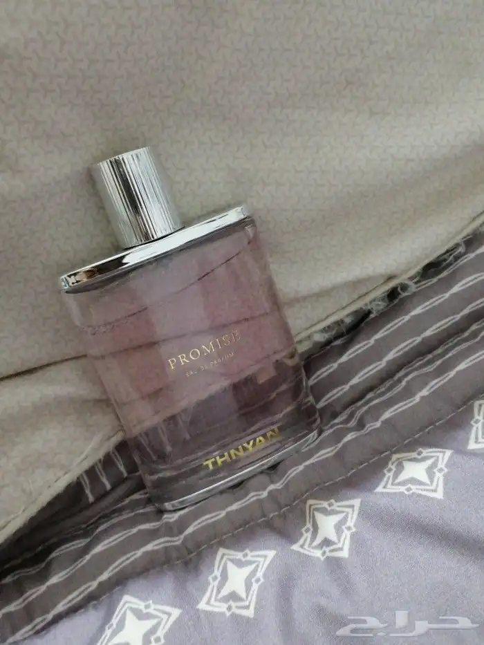 عطر تو طالبه استعمال قليل يميل لجنس النساء فقط 0