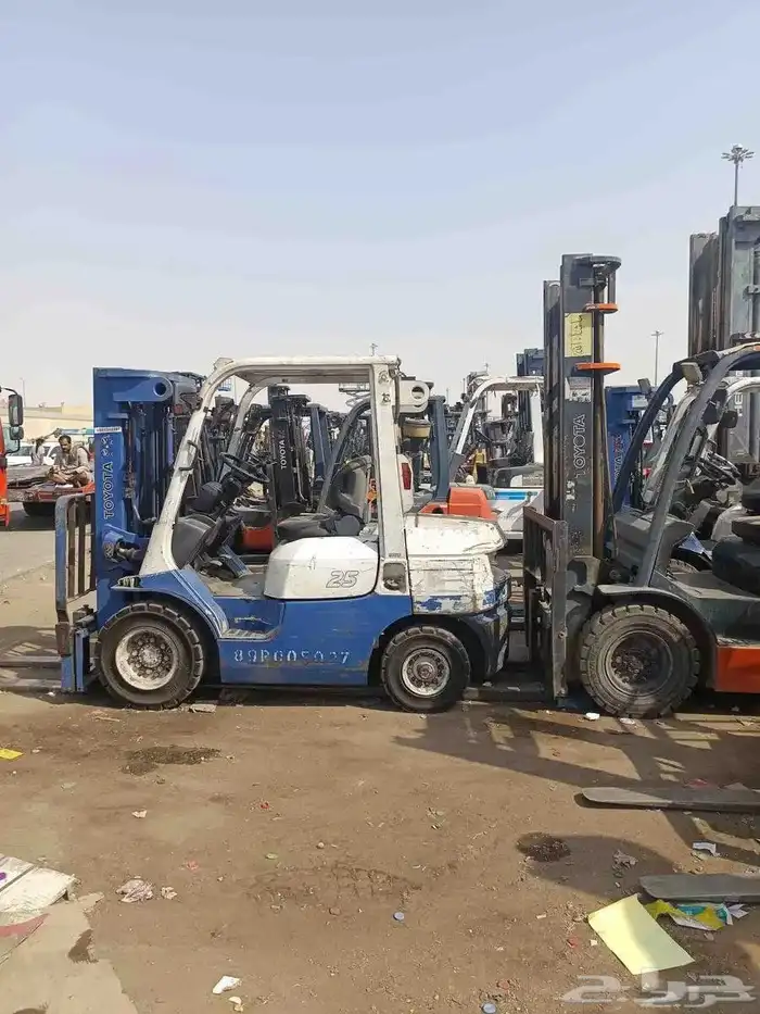 ايجار رافعه شوكيه فوركلفت رافعات كرين ونش للايجار 6