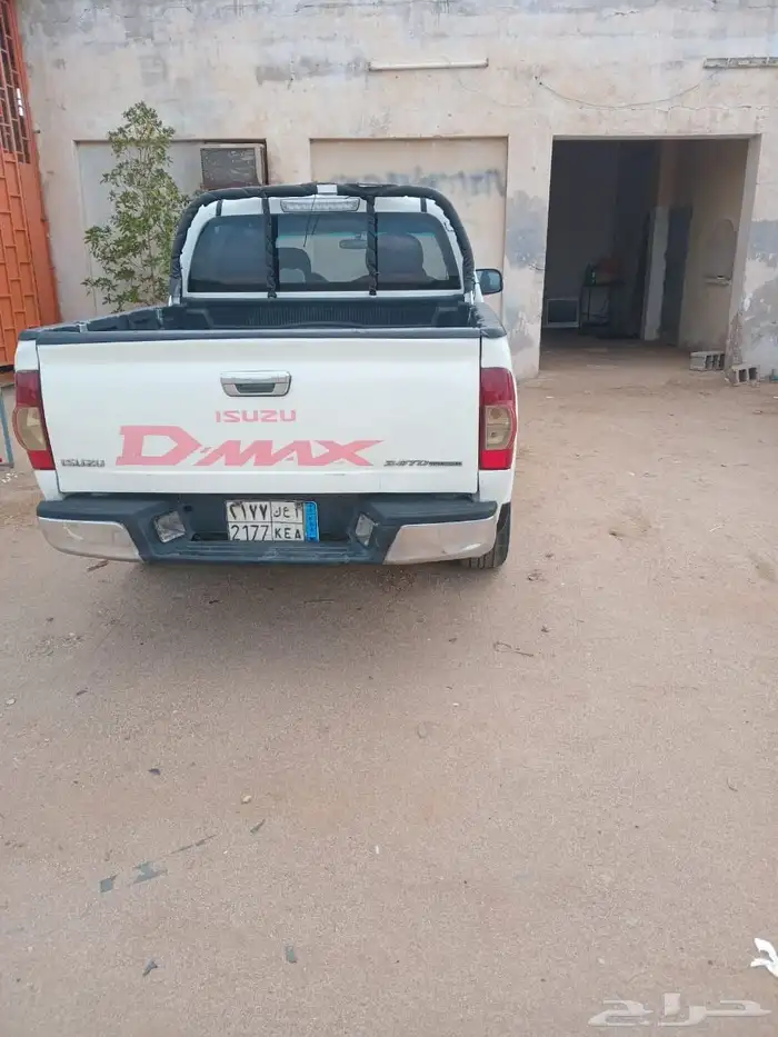 Isuzu 4 4 2