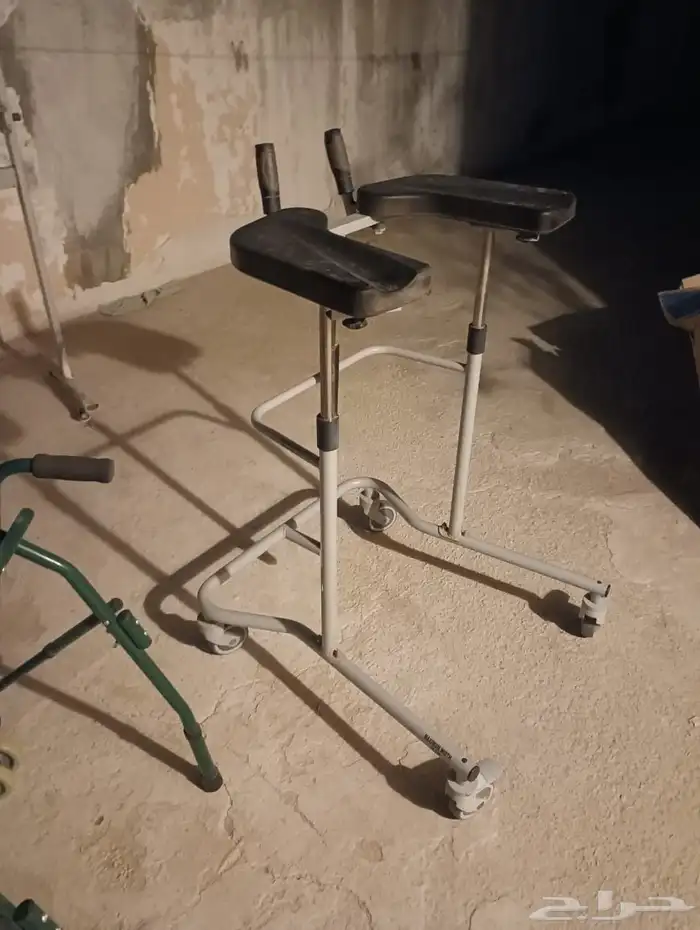 عربيات معاق للبيع بالظهران 0