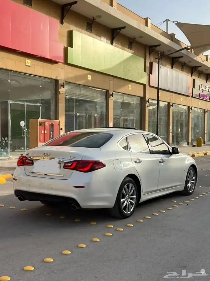 انفينيتي Q70 2017 27