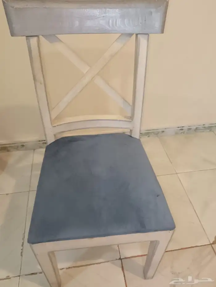20 كرسي خشب للبيع 0
