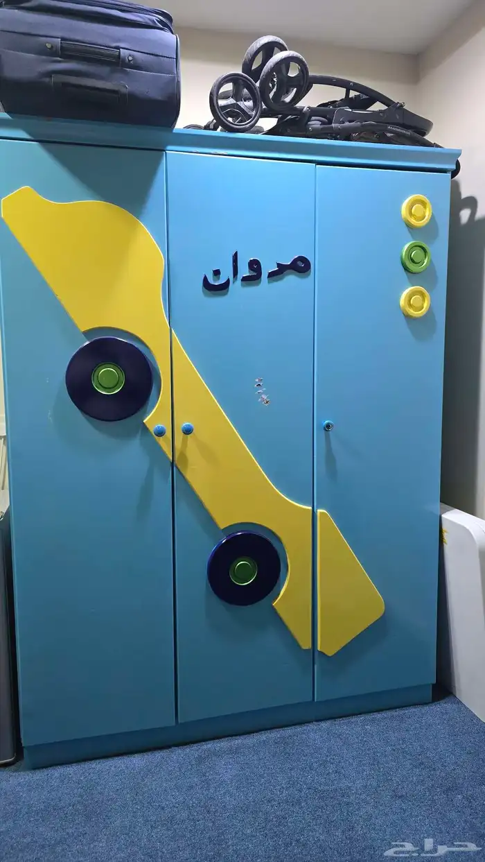 دولاب خشب للبيع 0