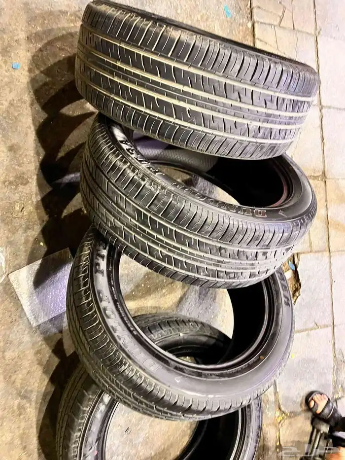 كفرات دنلوب جيب لكزز مقاس 275.50.21 تاريخ 23 1