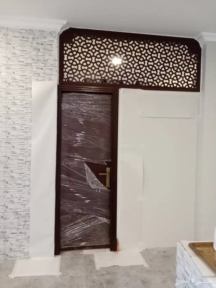 تصنيع ابواب خشب للمنزل 3