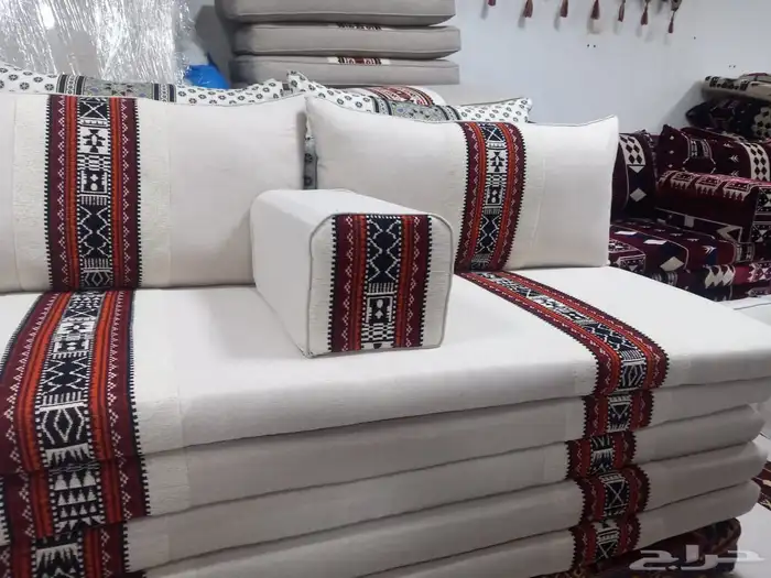 يوجد لدينا جميع انواع المدارس 5